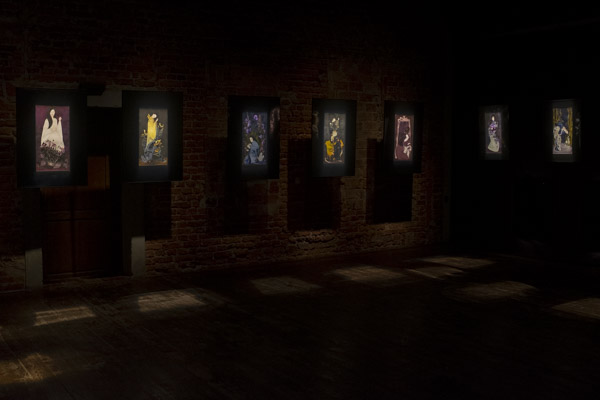 gallery-item