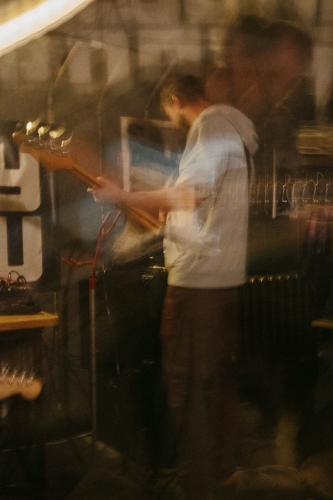 gallery-item